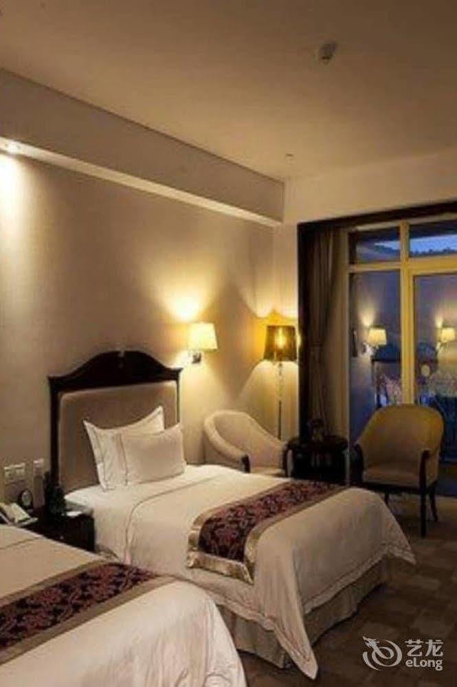 Phoenix Hotel Wuyi Jiangmen Εξωτερικό φωτογραφία