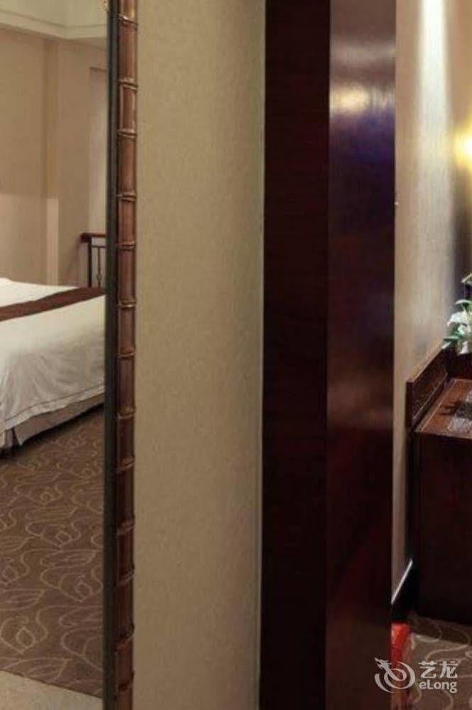 Phoenix Hotel Wuyi Jiangmen Εξωτερικό φωτογραφία